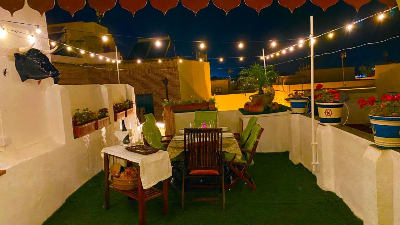 Apartamento Con Terraza,A 100M Playa Costilla Y Frente Al Castillo Rota Bagian luar foto