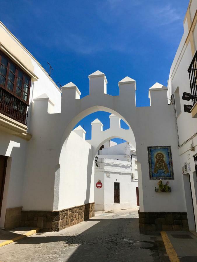 Apartamento Con Terraza,A 100M Playa Costilla Y Frente Al Castillo Rota Bagian luar foto